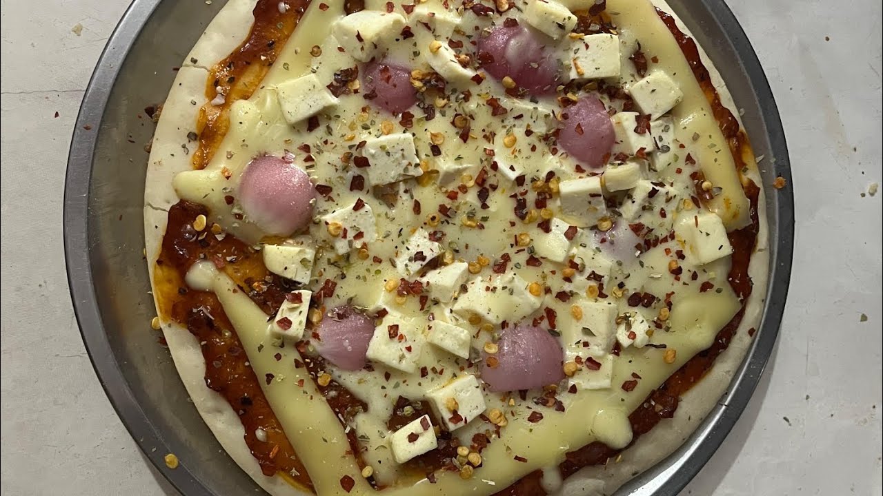 పన్నీర్ పిజ్జాని ఓవెన్ లేకుండా ఇంట్లోనే ఇలా ఈజీగా తయారు చేసుకోండి😋