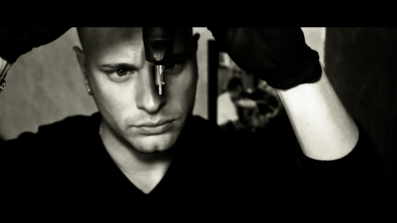 ALEX EL RUBIOTE | Pathomphong Tattoo - Siam Ink Studio | PROvidsTV