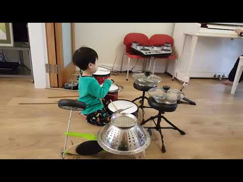 만 2세 7개월 드럼신동