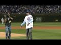 Fergie Jenkins throws first pitch の動画、YouTube動画。