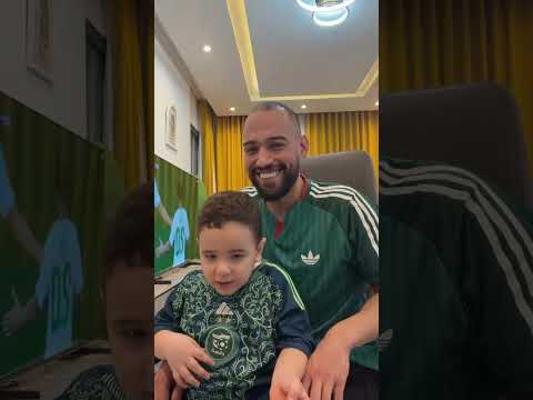 عبدو رحا يحتفل مع ابنه 