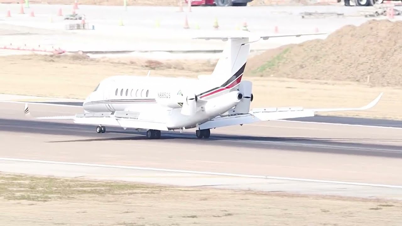 NetJets Cessna Citation Longitude N885QS Landing at Dallas Love Field From Puerto Vallarta Mexico