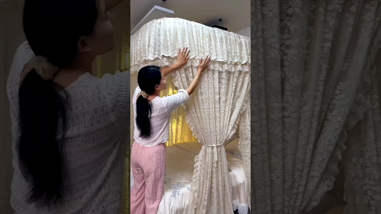 "Luxury Foldable unique Mosquito Net | Easy Fit for Any Bed Size!"