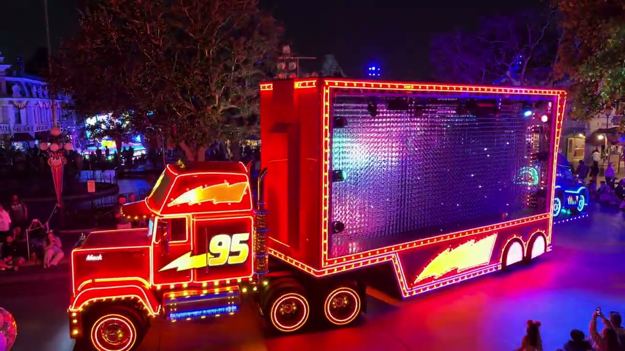 Paint The Night Parade Returns to Disneyland 2026 4K