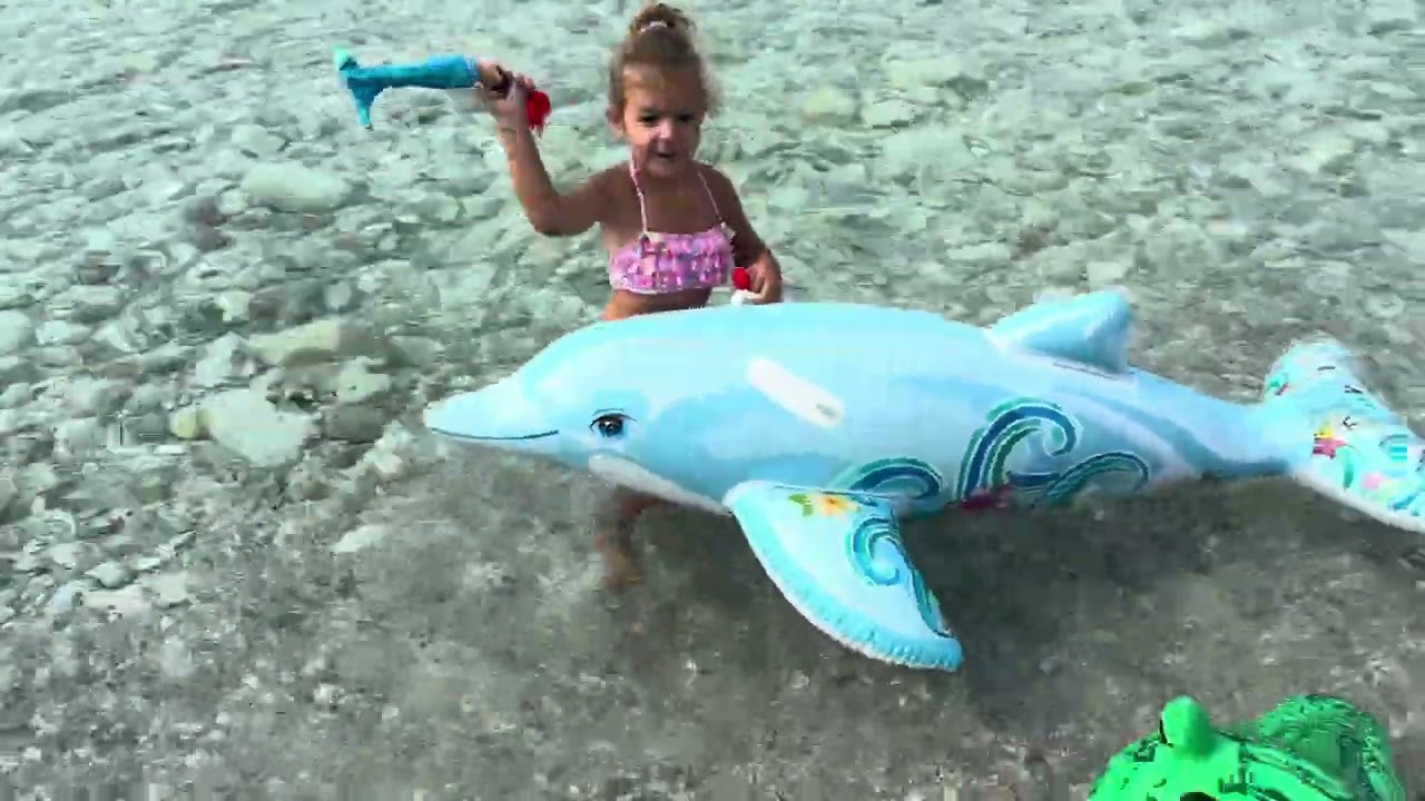 Wendy Saves the Dolphin from the Crocodile! | Fun Beach Adventure with Toys