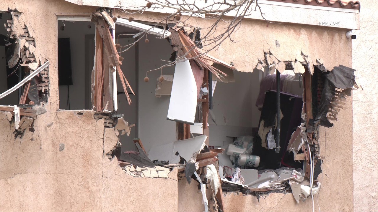 Graphic Video: Barricaded Suspect Aftermath in Lancaster