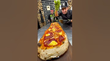 Pizza alla pala:Roman-style light airy and baked to perfection🇮🇹🔥#pizza #cooking #recipe #shorts