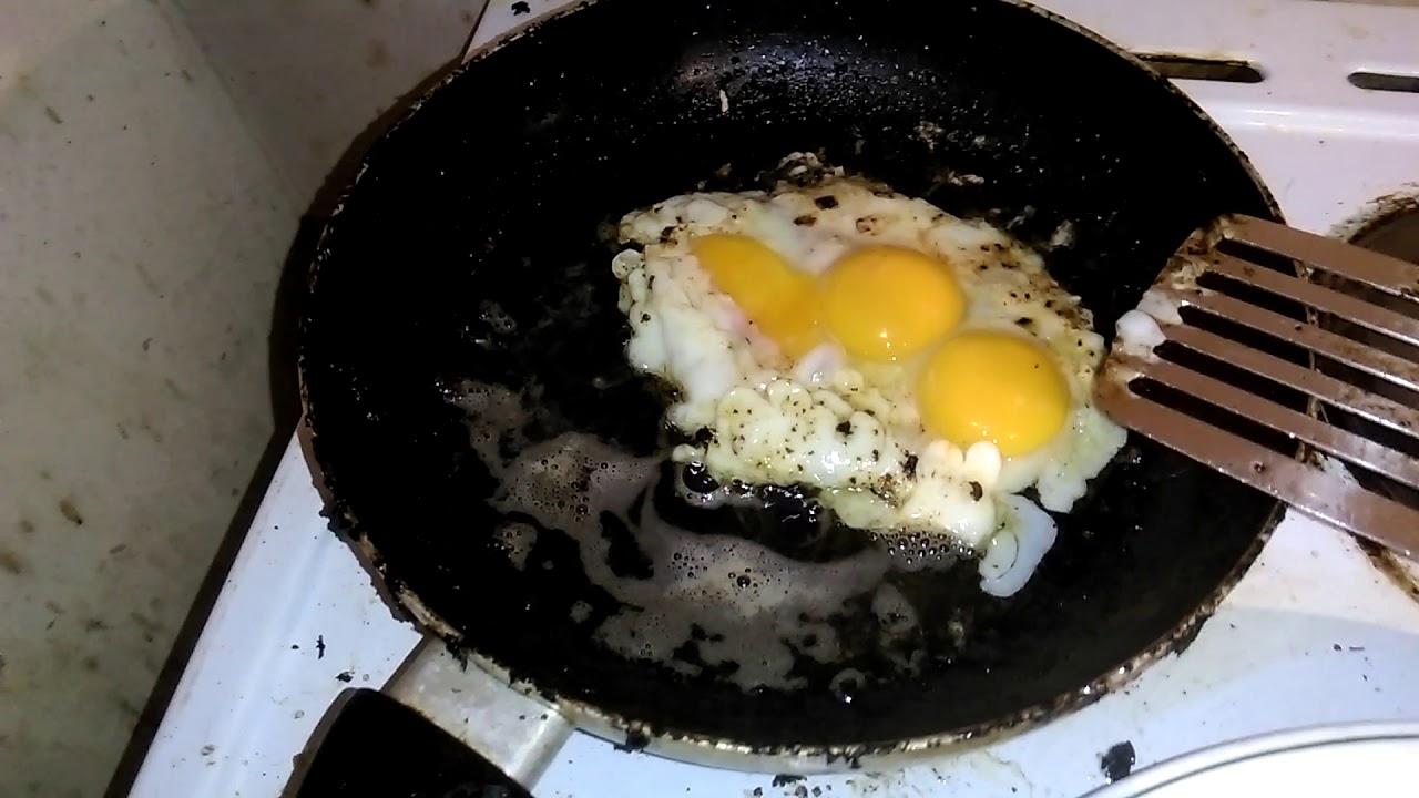 How to make the perfect fried egg sandwich. YouTube