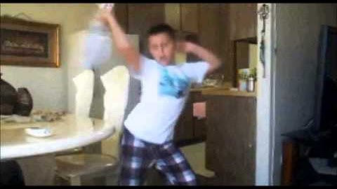 ♪ ♫ яєα∂у σя иσт ♩ ♬