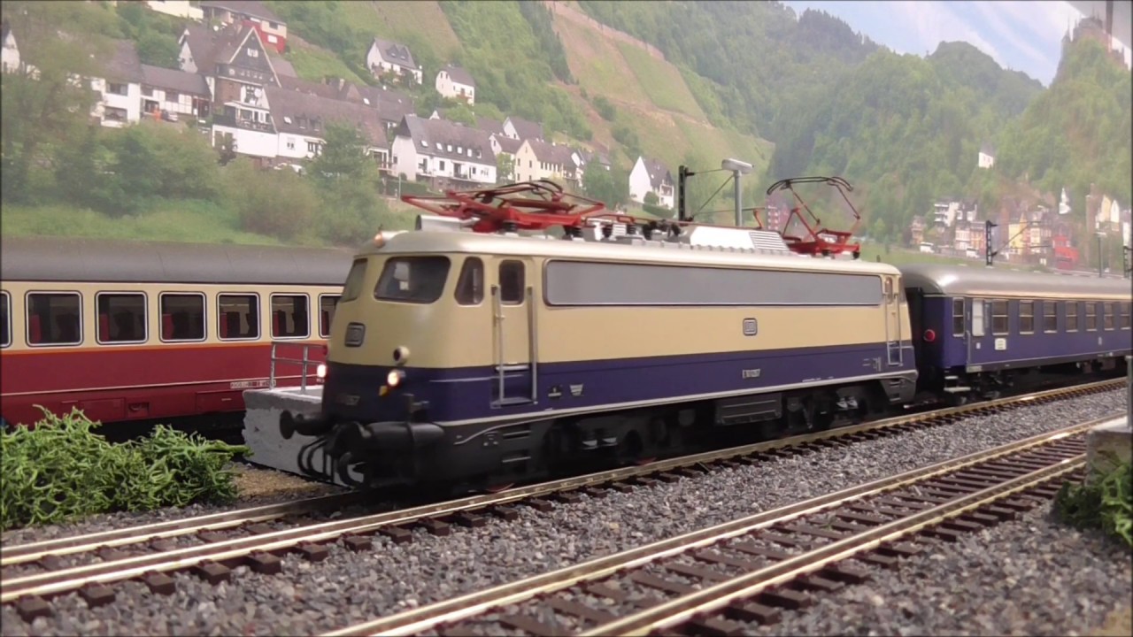 Zugbildungen nach Vorbild,  Rheingold   1964 bei Köln