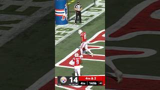 Drake Maye right down the middle to Hunter Henry 🎯 📺: CBS