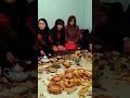 7 Тилде ырдап тойдун коркун ачып жатат 