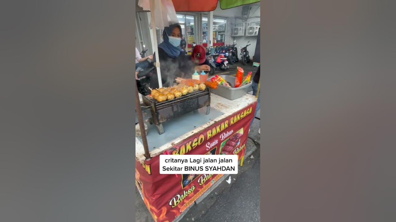 Bakso Bakar dan Sosis Bakar Jumbo Bikin Ngiler. #shorts #baksobakar Bakso Bakar dan Sosis Bakar Jumbo Bikin Ngiler. #shorts #baksobakar