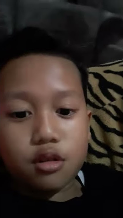 Sholat bro jangan game mulu nanti di akhirat malaikat gak ngajak mabar bro