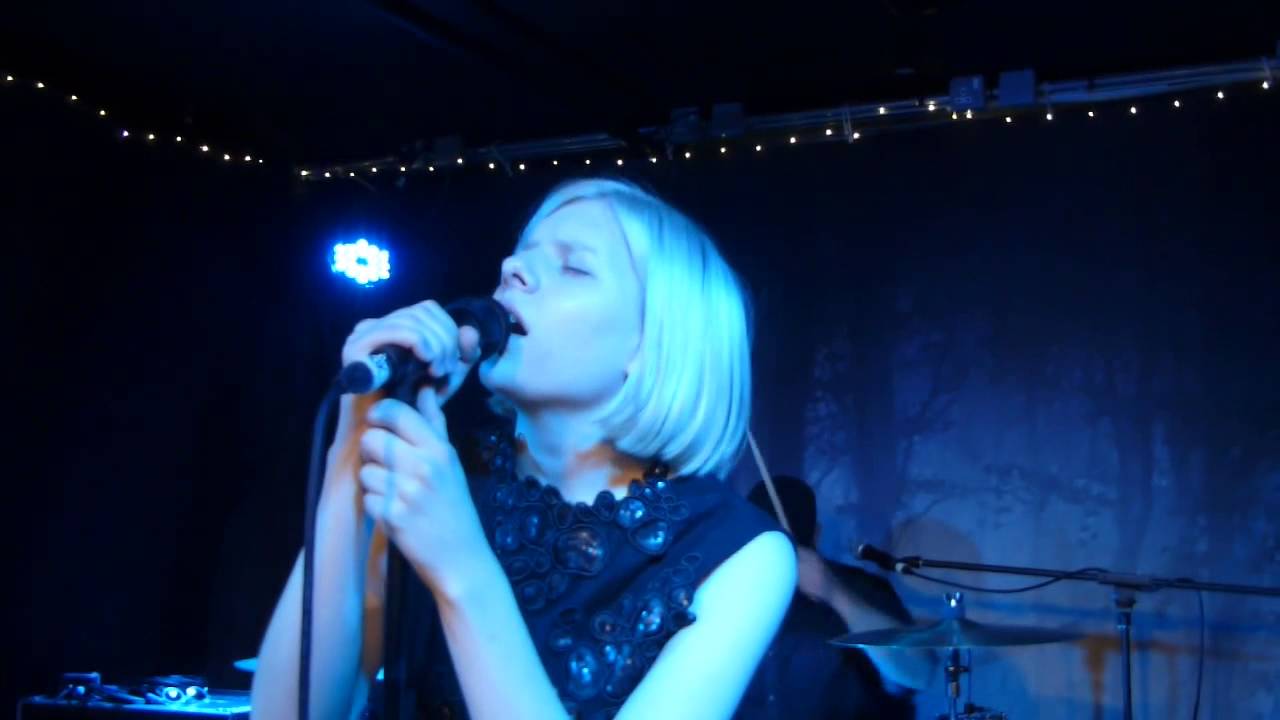 Aurora - Under Stars (HD) - Miranda, Ace Hotel - 11.06.15