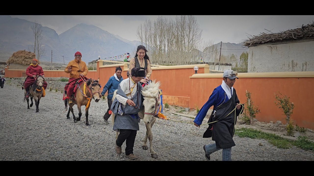 Lomanthang, Tsarang saying good bye and Thanks for H.H The 43rd Sakya Trizin, H.E The 27th C.T.R and