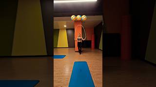 Смешное видео со скакалкой!😅#юмор #скакалка #смешно #скиппинг #jumprope #tricks  #прыжкинаскакалке