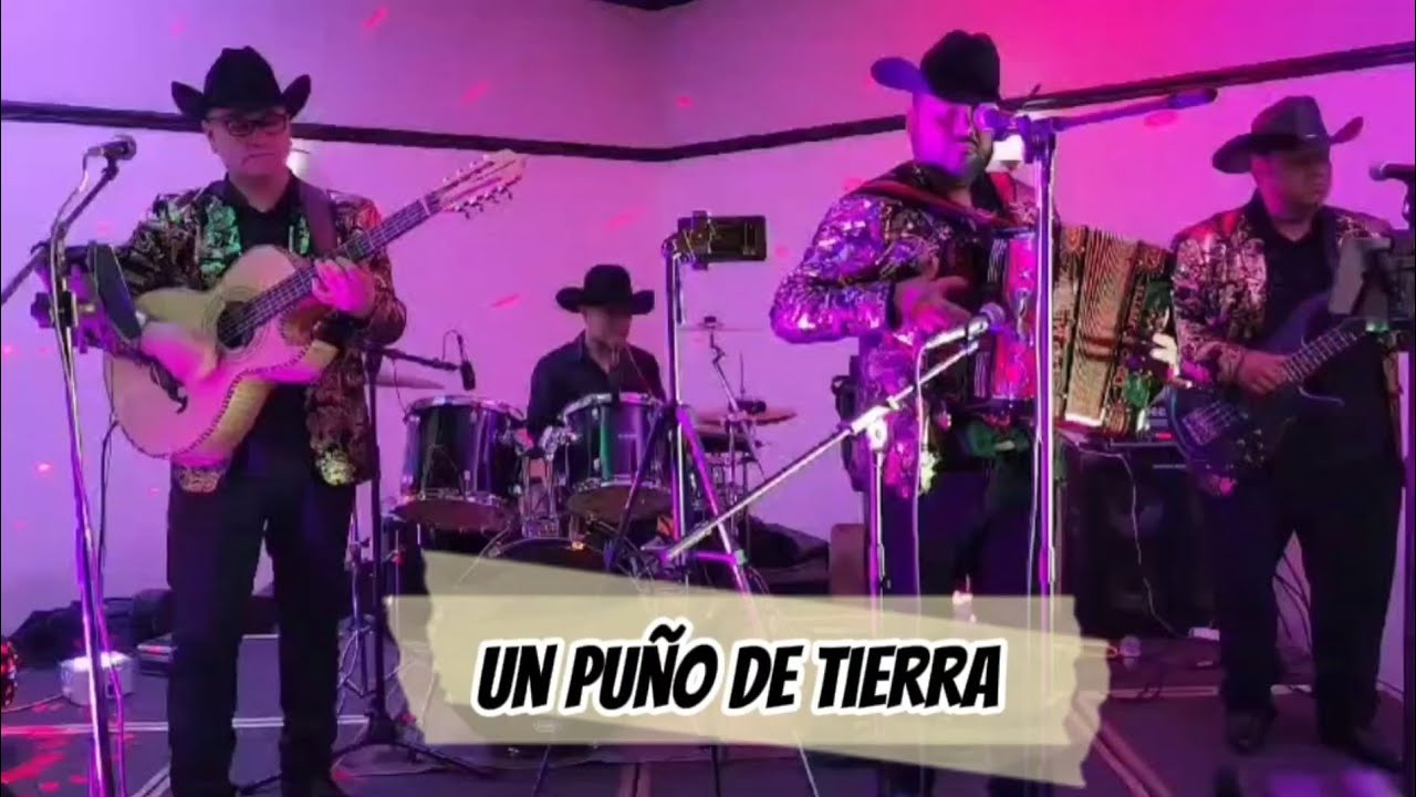 Un Puño De Tierra - Grupo Leo's Norteño en Connecticut USA