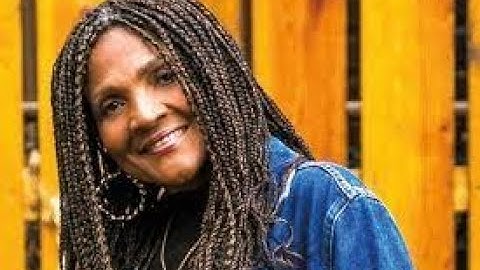 Carlene Davis - Stealing Love-  LYRICS-[DOBASETTINGS]