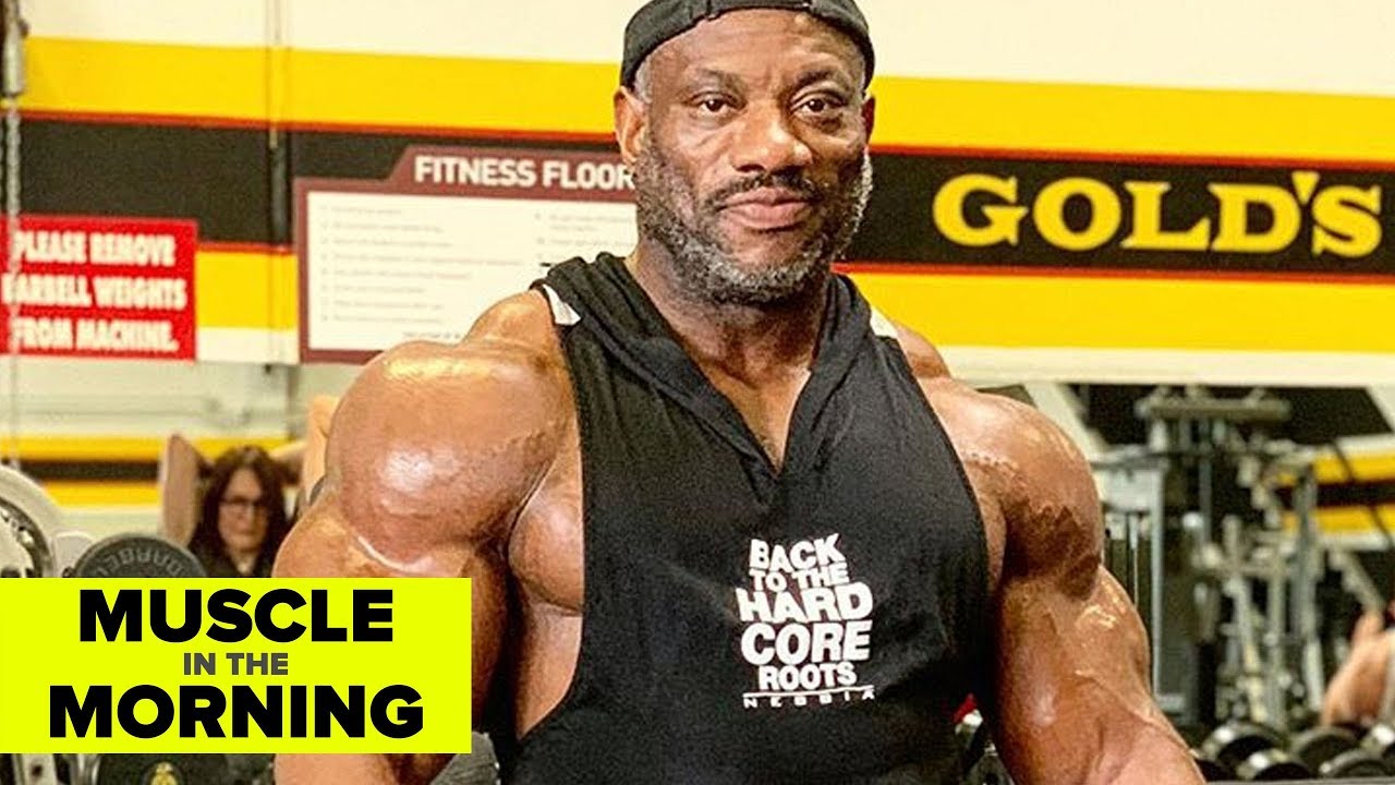 DEXTER JACKSON CELEBRATES ARM DAY! Muscle in the Morning (10/8/18) dexter jackson edad