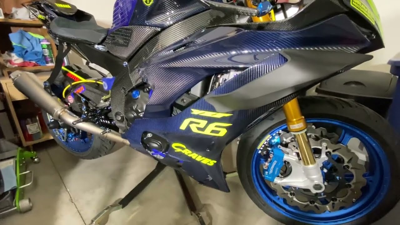2020 YAMAHA R6 RIGHT SIDE FULL CARBON FIBER FAIRING & HARMONIZE 3D