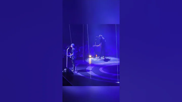 Mark Making Fun of Toms Singing Voice #shorts