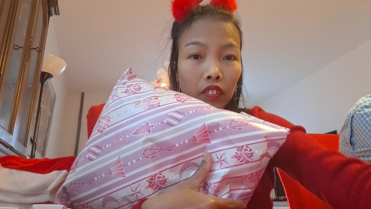 แกะของขวัญปีใหม่จ้า