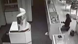 Westfiled Wheaton Mall JCPenny Burglary Investigated