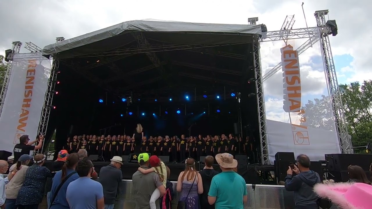 North Wilts rock choir @Lechlade  29/05/2022