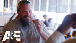 60 Days In: First Meal Out of Prison: Burgers, Bacon, Beer (Season 6) | A&E