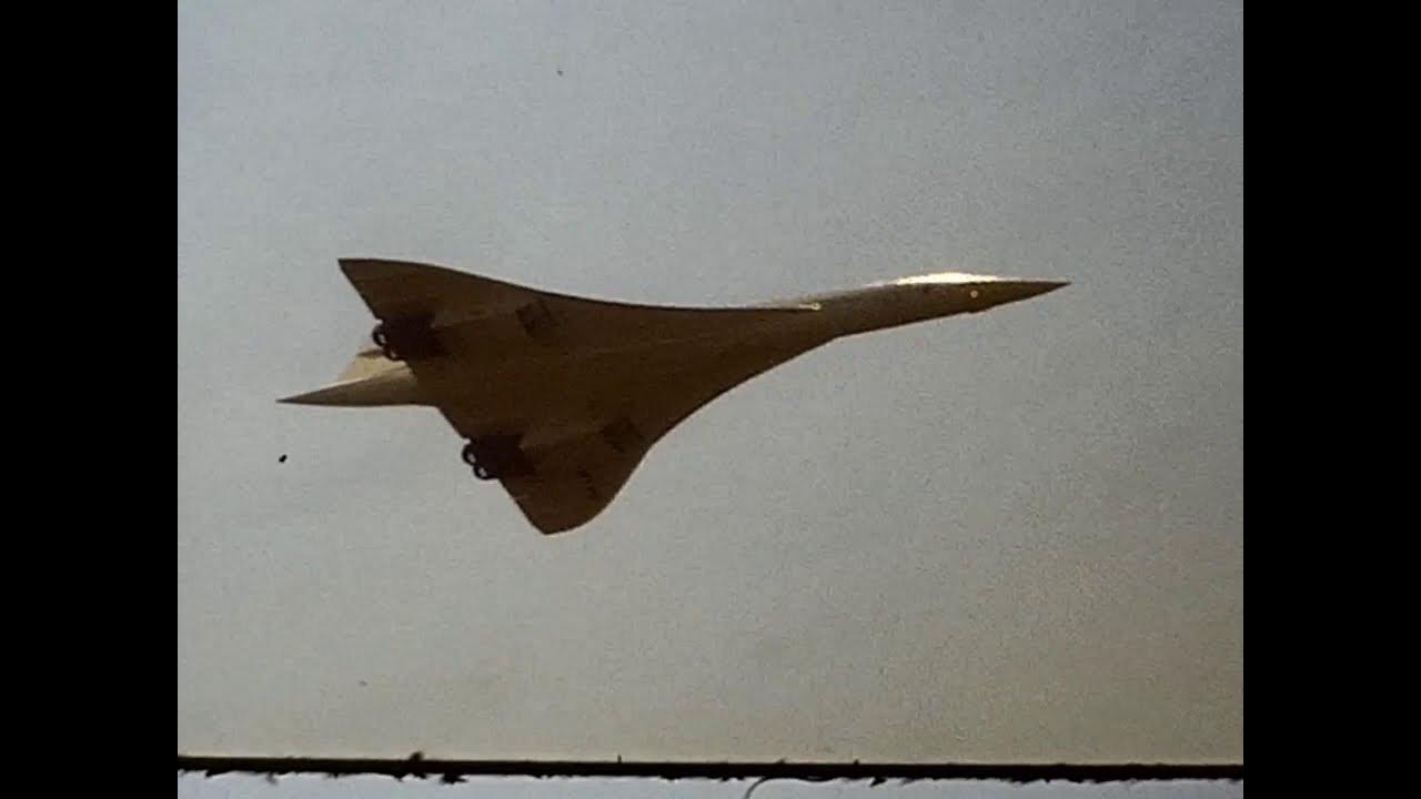 Le Bourget Airshow 1975 old 8mm film YouTube