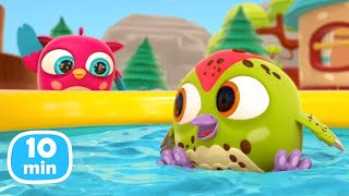 Il Gufetto Hophop in piscina. Giochi con l'acqua per i bambini piccoli. Cartoni animati in italiano