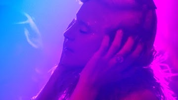 Madonna - Deeper And Deeper (David