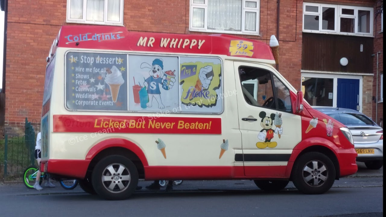 Audio recordings of the Local ice cream van (+ 2 seconds of other chime)