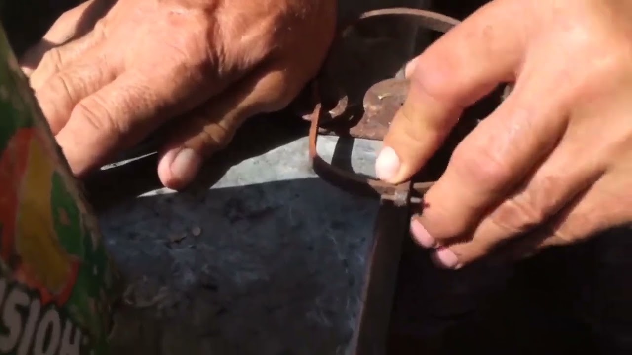 How to set Steel Animal Foothold Trap