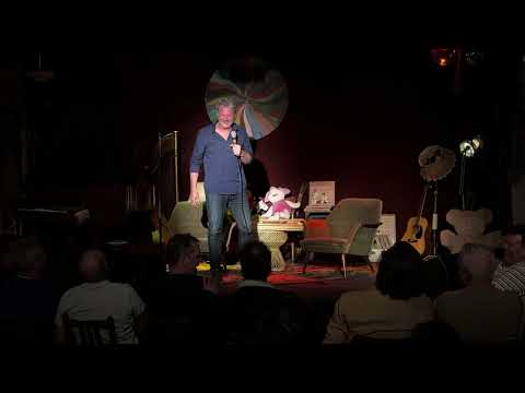 Tom Sligting solo comedy show Resume er zijn ook kinderen vanavond jij ook Sneek