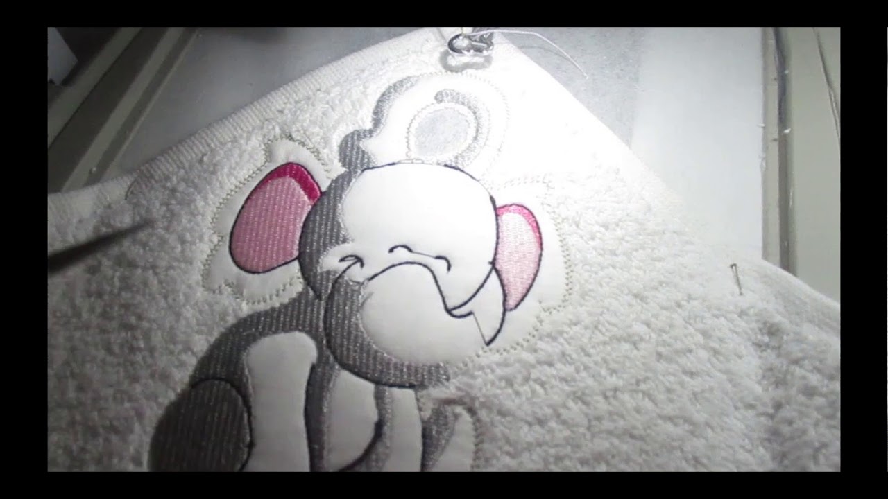 Imparare a ricamare a macchina- Come realizzare un appendino su un asciugamano