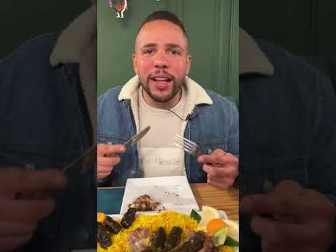 يلا نجرب عنب بيت الكباب عامل اختراع جديد موزة ملفوفة بطرب محشية ورق عنب شوية مشويات ادخل شوووف