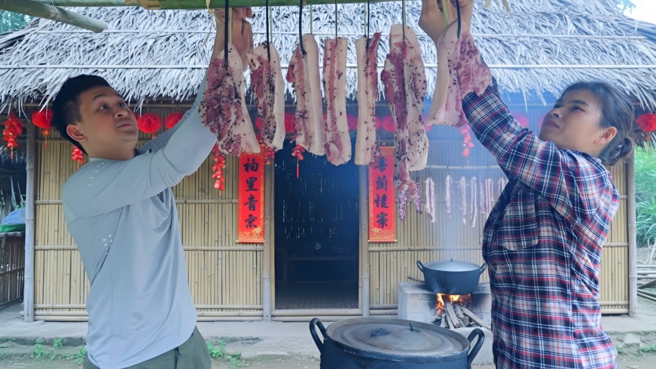 The policeman and the single mother celebrated a meaningful Lunar New Year together.