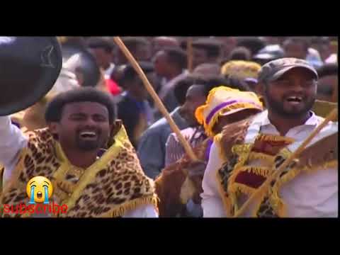 ሀጫሉ ሁንዴሳ ካቀረባቸው አንዱን የኮንሰርት ስራወች ተጋበዙልኝ  በድጋሜ ነብስ ይማር 😭😭