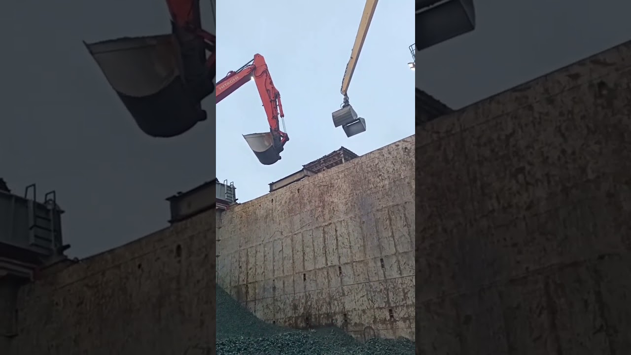 General Cargo Discharging Slag and cleaning washing Non stop Working