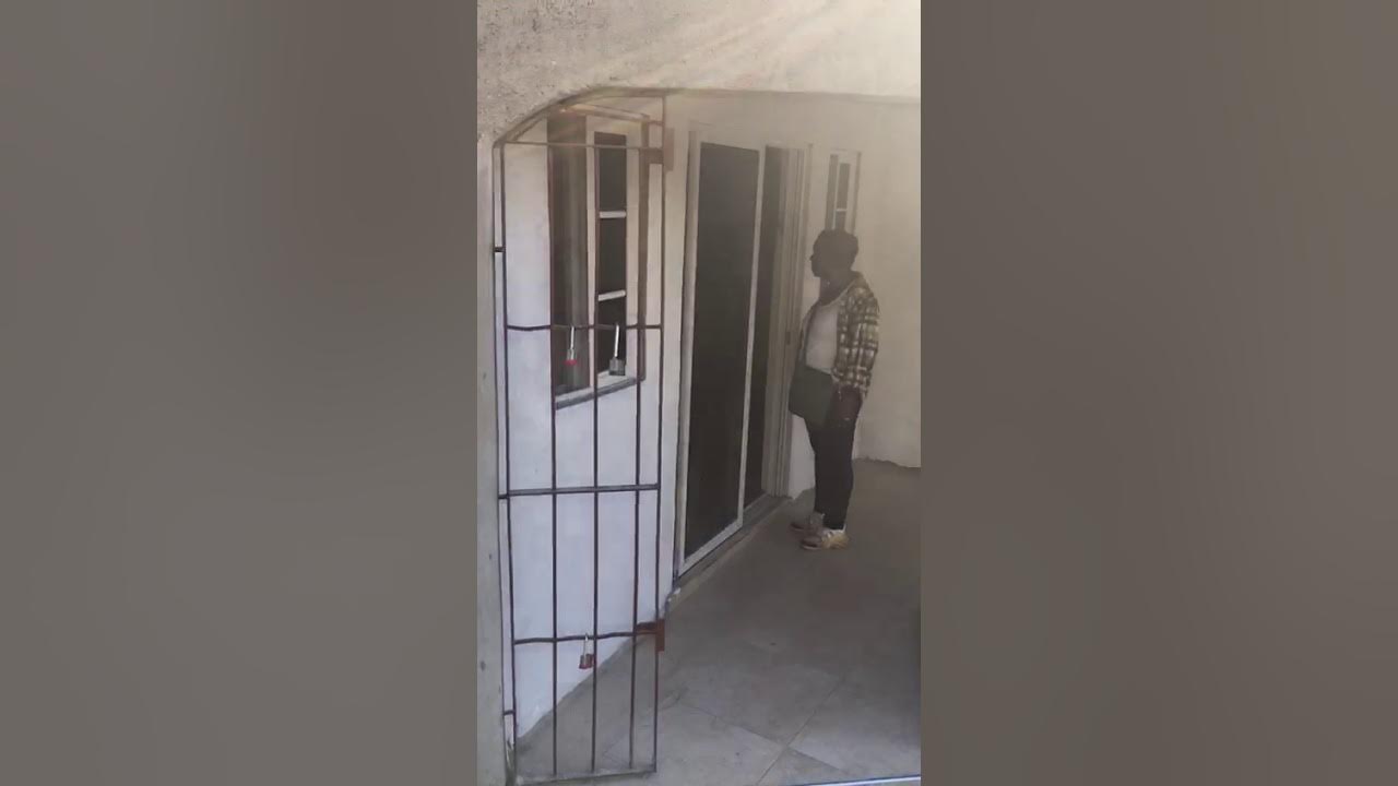 Building my palace in Jamaica 🇯🇲 painting/ tiling/ wall work in Jamaica