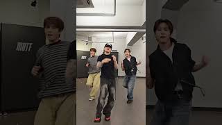#MOTF #수빈 님과 #OnMyKnees #TRENDZ #트렌드지 #리온 #조한국 #TRENDZ_OMK
