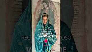 ¡Aquí estoy con el manto de la Virgen de Guadalupe, que me vino a visitar una vez más!