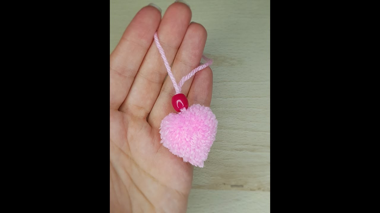 Miniature heart keychain made of threads with a fork - YouTube