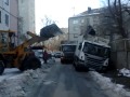 В Тольятти провалился мусоровоз