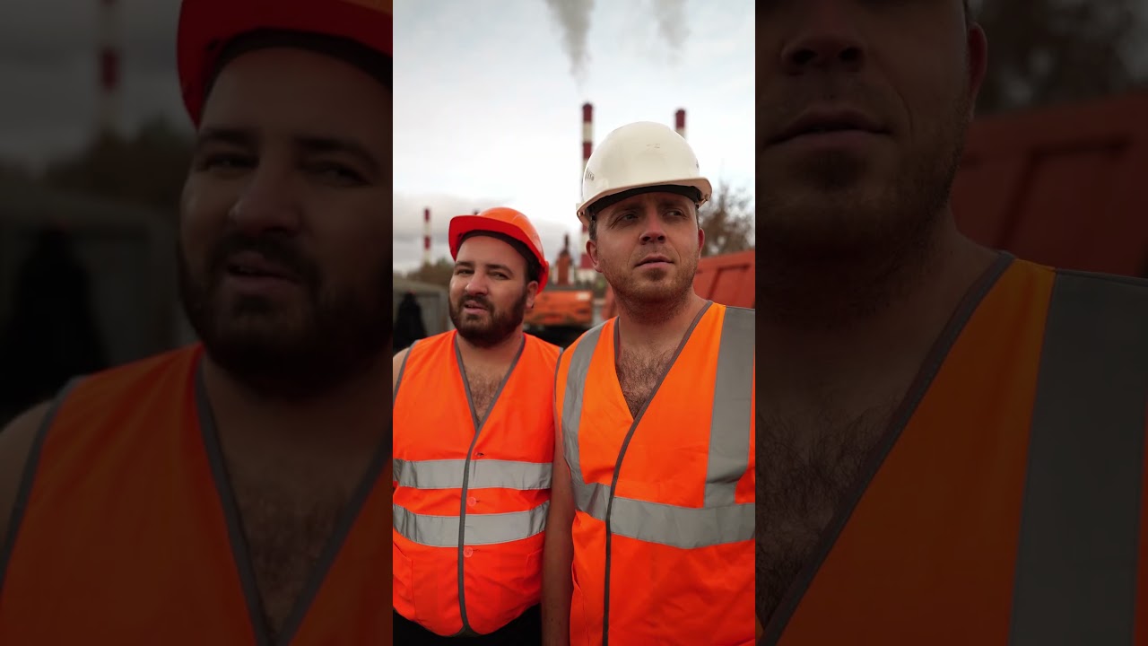🦺An ordinary day at an ordinary construction site🪚🦺Обычный день на обычной стройке🪚