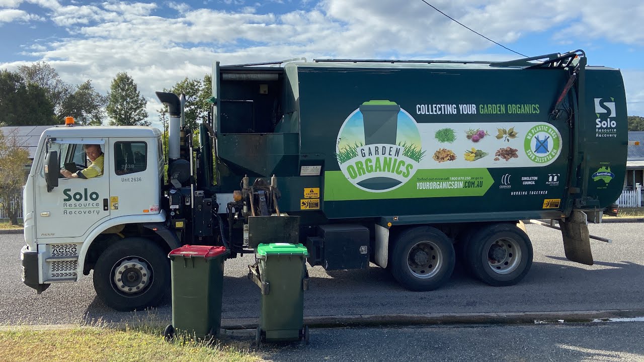Cessnock Green Waste Unit 2636 (Maitland Truck) YouTube