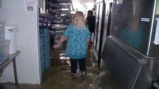 Residents near Lake Conroe prepare for flooding