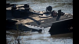 Плавающие БМП. Логика войны выносит приговор плохим солдатам. Военные материалы